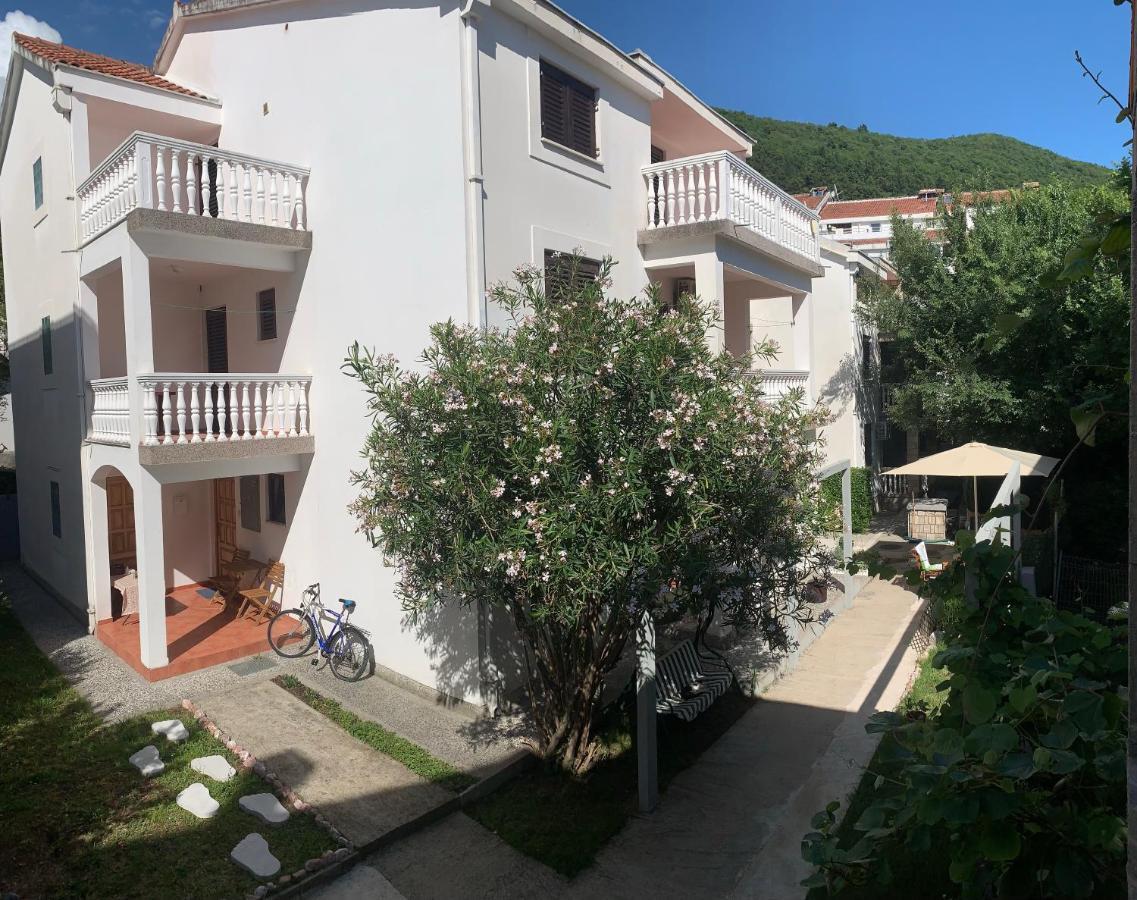 Villa Dionis Будва Экстерьер фото